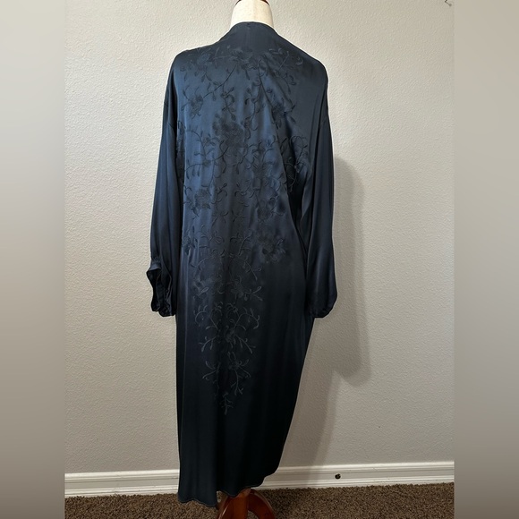 Zara embroidered kimono - Picture 3 of 5